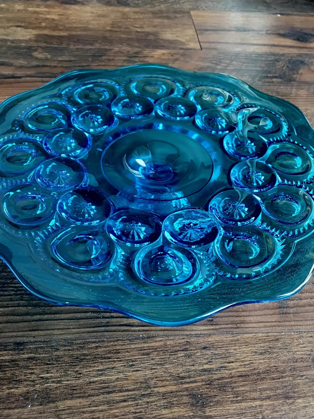 L.E. Smith 1960's Moon & Stars Pedestal Cake Stand. Colonial Blue